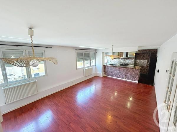 Appartement à vendre  4 pièces - 138 m 2   ST MAX  - 54
