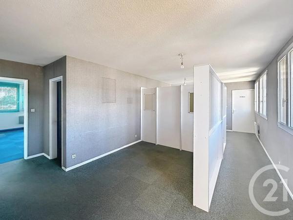 Appartement à vendre  4 pièces - 138 m 2   ST MAX  - 54