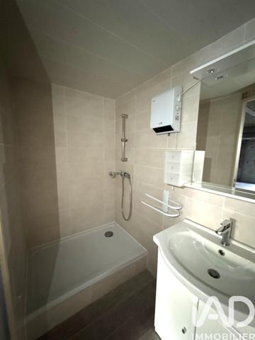 Maison à vendre 6 pièces 118 m² Roullet-Saint-Estèphe