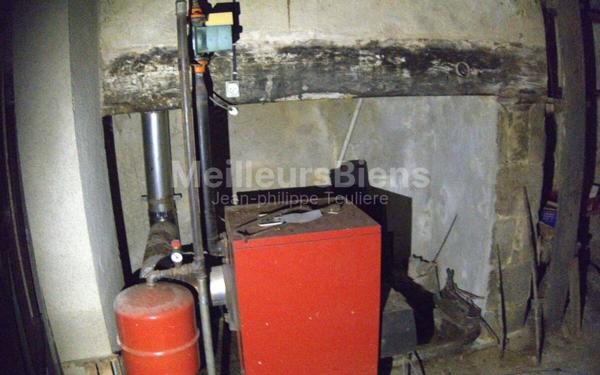 Maison de bourg à rénover avec terrasse