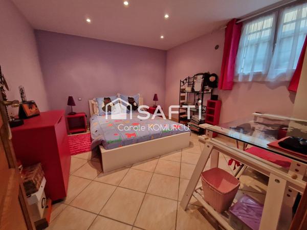 Maison familiale de 2002 à Neuville Sur Oise.