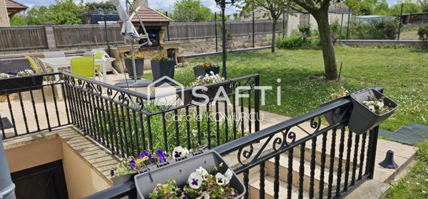 Maison familiale de 2002 à Neuville Sur Oise.