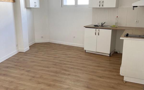 Appartement à louer    2 pièces • 31,65 m2 Ivry-sur-Seine