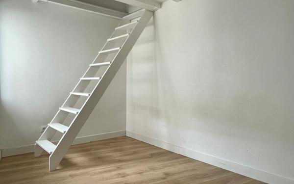 Appartement à louer    2 pièces • 31,65 m2 Ivry-sur-Seine