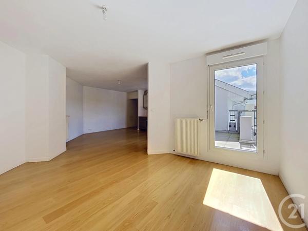 Appartement F3 à vendre  3 pièces - 95 m 2   EPINAL  - 88