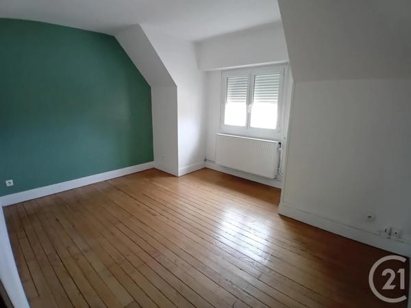 Immeuble à vendre  404,29 m 2   DARNEY  - 88
