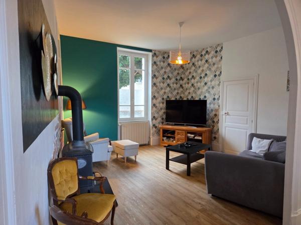 À vendre – Élégante maison de caractère 12 pièces à MOULINS (03)