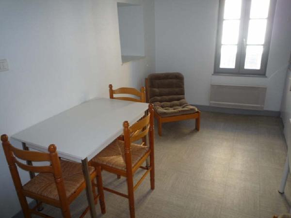 Location appartement Poitiers - 1 pièce(s) - 16 m² - 335 €/mois