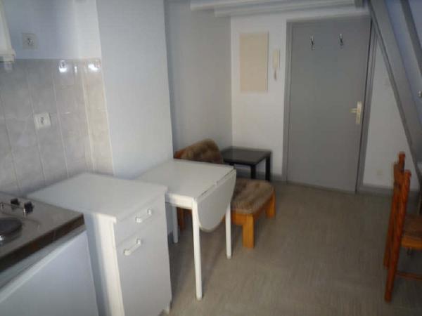 Location appartement Poitiers - 1 pièce(s) - 16 m² - 335 €/mois