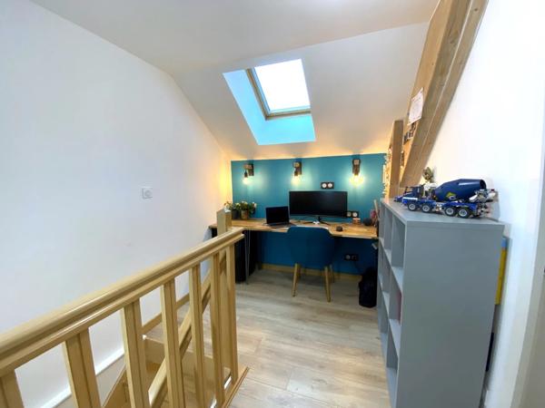 Epagny (Bromines) Appartement Duplex T3 - 60 m2 - Cellier - Parking