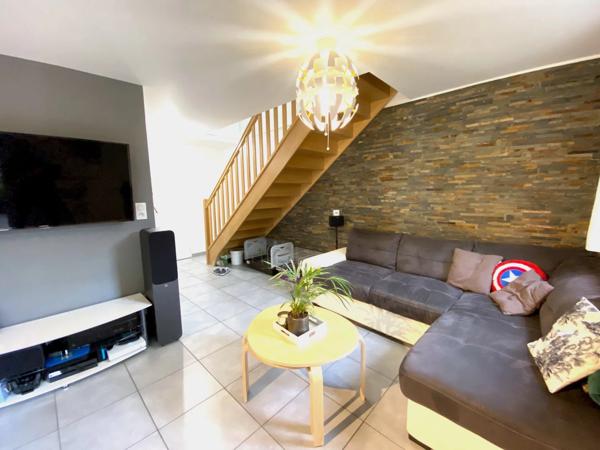 Epagny (Bromines) Appartement Duplex T3 - 60 m2 - Cellier - Parking