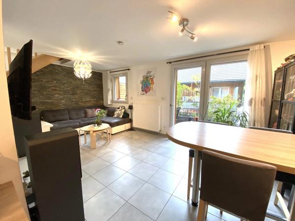 Epagny (Bromines) Appartement Duplex T3 - 60 m2 - Cellier - Parking