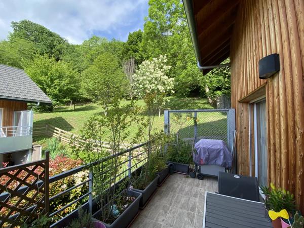 Epagny (Bromines) Appartement Duplex T3 - 60 m2 - Cellier - Parking