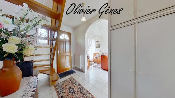 Saint-Saturnin (72650) LE MANS - Maison individuelle de 7 pièces - 134 m² - 4 chambres - Bureau - garage - jardin