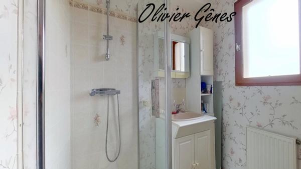 Saint-Saturnin (72650) LE MANS - Maison individuelle de 7 pièces - 134 m² - 4 chambres - Bureau - garage - jardin