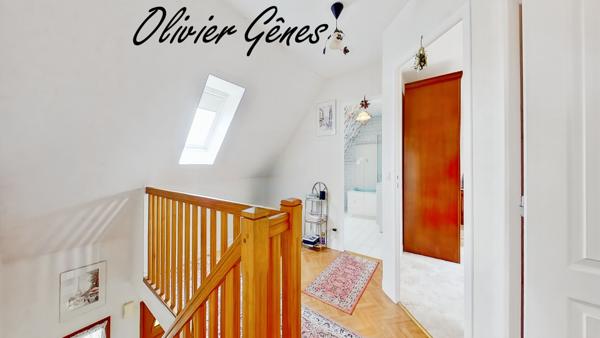 Saint-Saturnin (72650) LE MANS - Maison individuelle de 7 pièces - 134 m² - 4 chambres - Bureau - garage - jardin