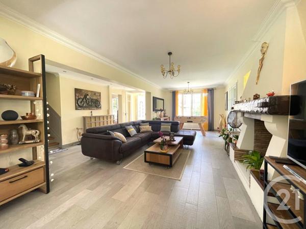 maison à vendre  9 pièces - 220,51 m2 L ISLE ADAM - 95