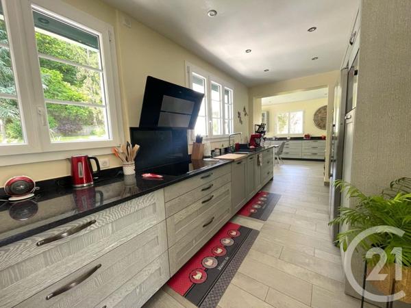 maison à vendre  9 pièces - 220,51 m2 L ISLE ADAM - 95