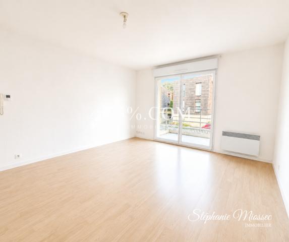 Appartement
                                                                                                                                                                                                                                                                                                                        2 pièce(s)                                                                                                                                                                                                          1 chambre(s)                                                                                                                                                                                                          40.93  m²
