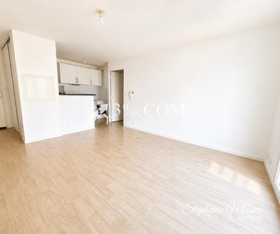 Appartement
                                                                                                                                                                                                                                                                                                                        2 pièce(s)                                                                                                                                                                                                          1 chambre(s)                                                                                                                                                                                                          40.93  m²