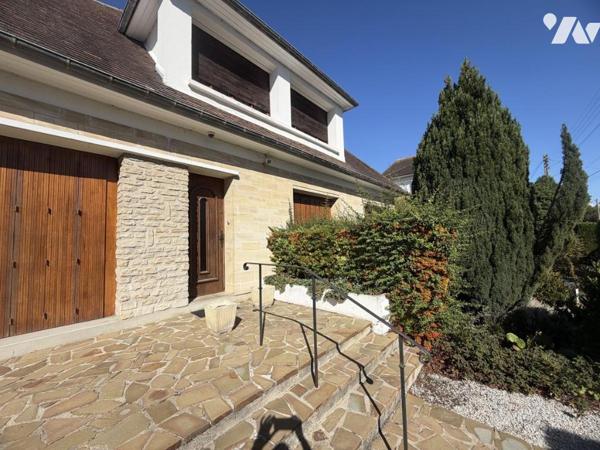 CAEN RIVE GAUCHE - Quartier résidentiel - Belle maison - 4 ch - Sous sol complet - Terrain 800 m2 