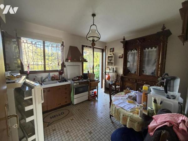 CAEN RIVE GAUCHE - Quartier résidentiel - Belle maison - 4 ch - Sous sol complet - Terrain 800 m2 