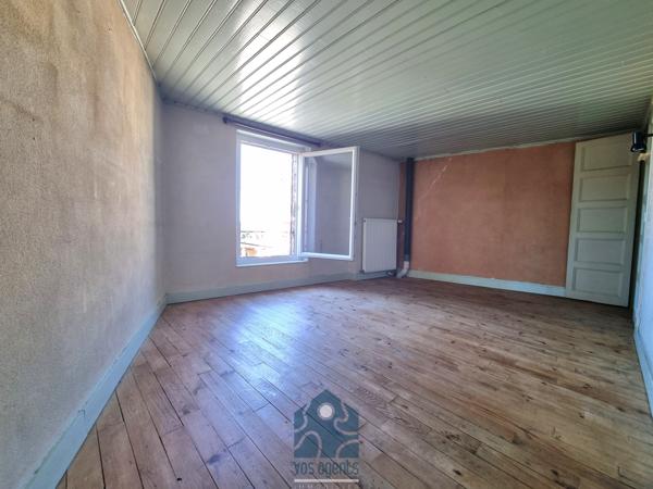 Maison de village 5 pièce(s) 3 chambre(s) 83 m²