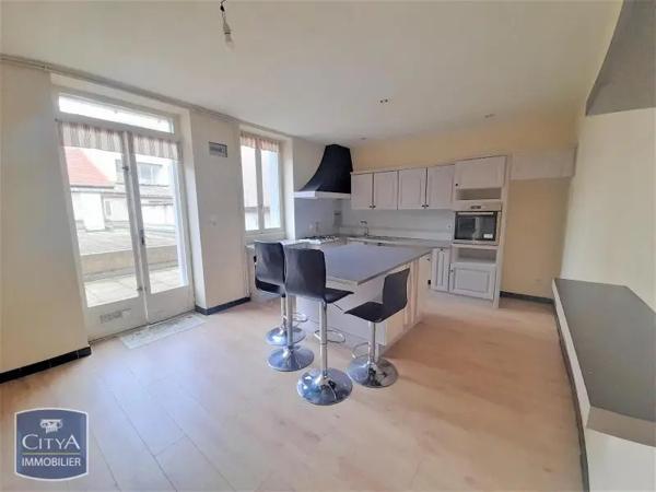 Appartement à louer 5 pièces 132.1m² Roanne (42300)