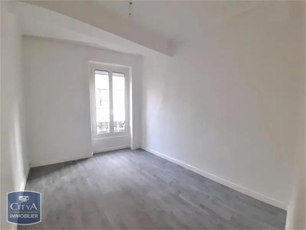 Appartement à louer 5 pièces 132.1m² Roanne (42300)