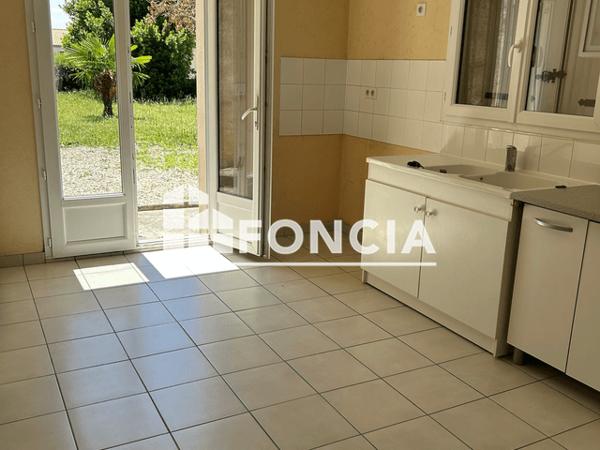 Location Maison 3 pièces 103 m² - 56 ROUTE DE NIORT Villiers En Plaine 79160