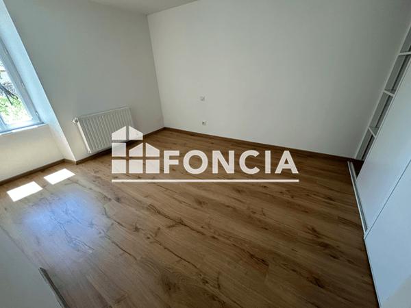 Location Maison 3 pièces 103 m² - 56 ROUTE DE NIORT Villiers En Plaine 79160
