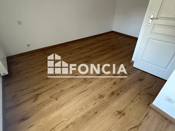 Location Maison 3 pièces 103 m² - 56 ROUTE DE NIORT Villiers En Plaine 79160