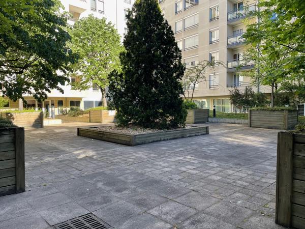LYON 6 LAFAYETTE / RECAMIER : T2 dans immeuble de standing