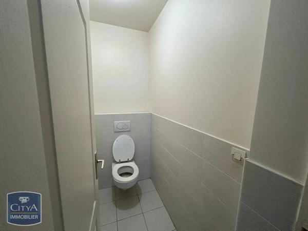 Appartement à louer 3 pièces 67.95m² Méru (60110)