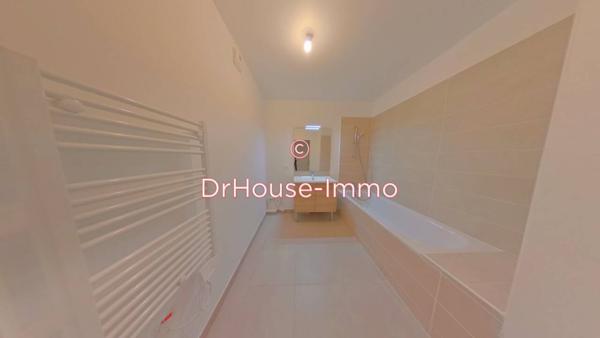 Appartement à louer 3 pièces de 63 m²