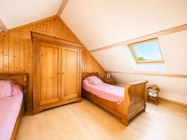 Maison rénovée sur 2 ha avec box chevaux - Secteur Mamers