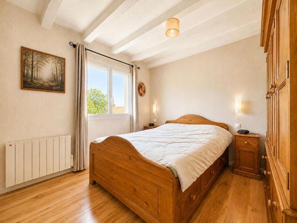 Maison rénovée sur 2 ha avec box chevaux - Secteur Mamers