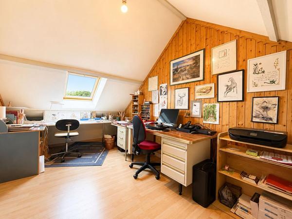 Maison rénovée sur 2 ha avec box chevaux - Secteur Mamers