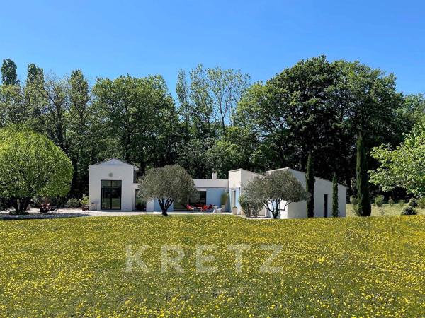 Très belle demeure de campagne avec piscine, proche de Vaison-la-Romaine