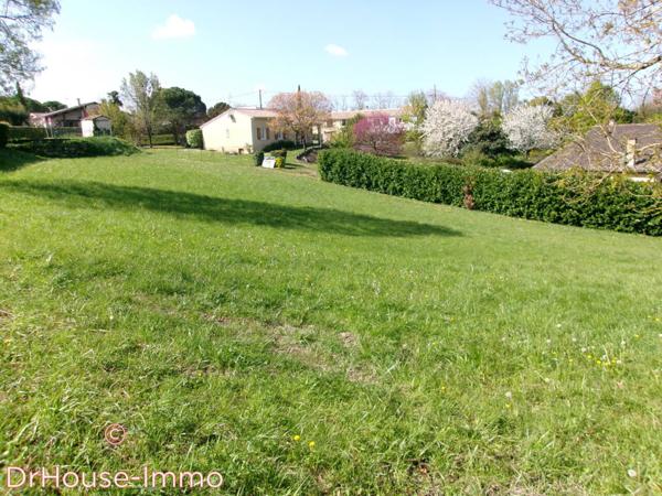 Terrain à vendre de 1 687 m²