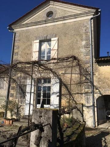 Superbe propriété de campagne au calme, 142 m², 17964 m² de terrain, 4 grandes dépendances