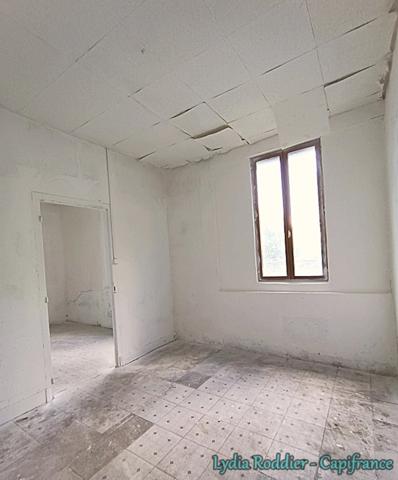 Immeuble à vendre LA MONNERIE LE MONTEL (63650)