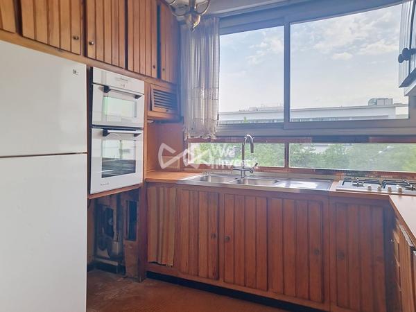 Appartement familial 5 pièces de 108 m² avec balcon, cave et parking – Quartier Eiffel-Collange