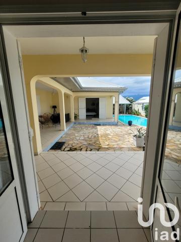 Maison 5 pièces de 169 m² à Saint-Benoît (97470)