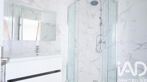 Immeuble à vendre 66 m² Paris 19