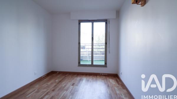 Immeuble à vendre 66 m² Paris 19