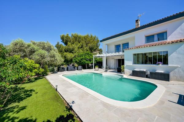Vente Maison traditionnelle de luxe Sausset-les-Pins 7 Pièces 175 m²