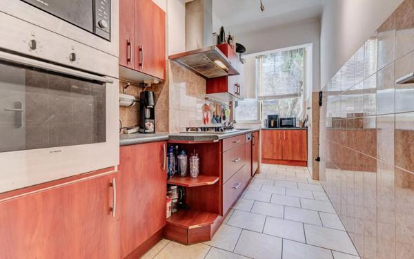 NICE BAS MONT BORON - 3 pièces à vendre avec parking