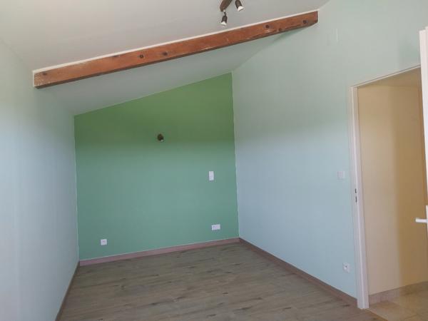 Maison de campagne T4 avec jardin et abri à Miradoux