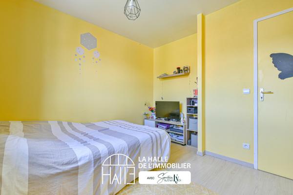 Maison
         6 pièces
        - 96 m² Exclusivité 182 750 € *